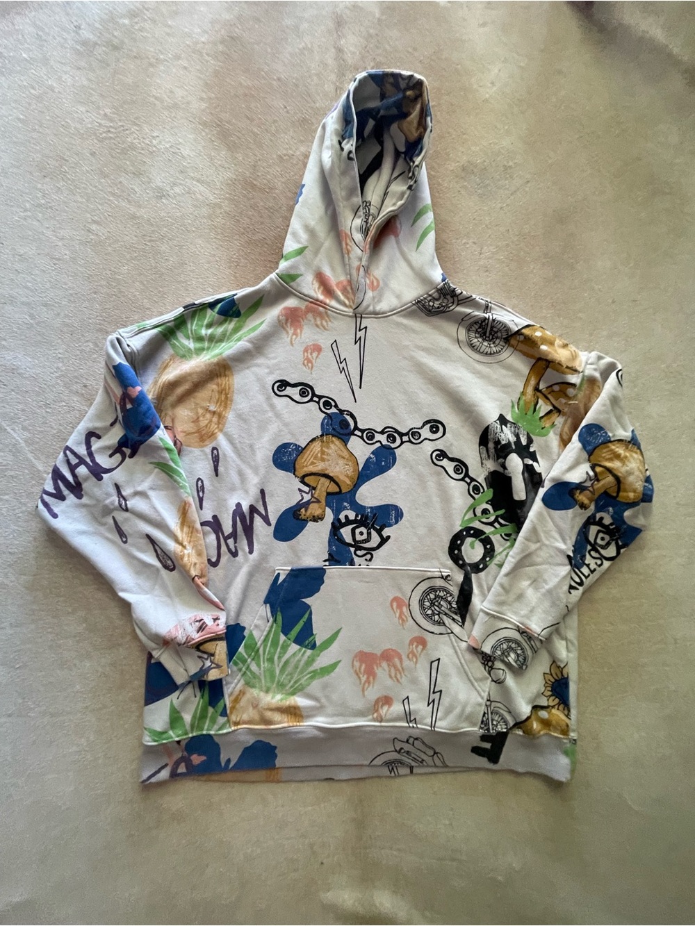 No Boundaries Graphic Hoodie